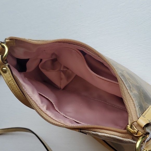 Coach Vintage Y2K Tan Bronze Yellow Classic C Monogram Crossbody Purse - Picture 10 of 12